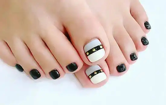 好看的脚趾甲图片美甲2017款式