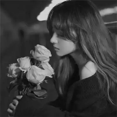 最近特别火的黑白头像女118张_女生头像_头像屋