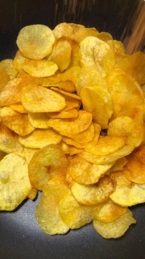 美食#自己在家做的炸薯片你喜欢吃