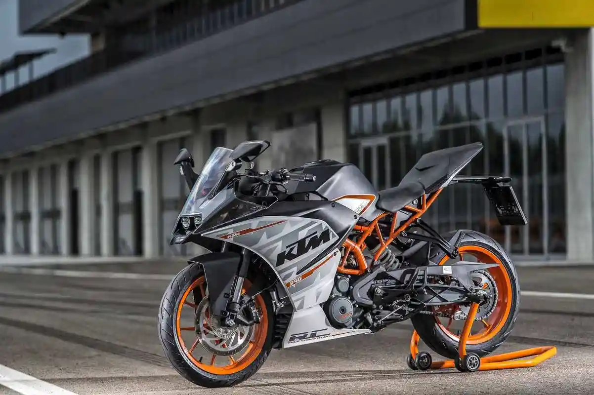ktm rc390 官方画集