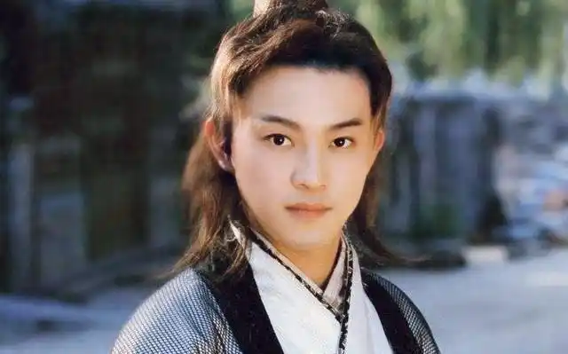 碧霞祠前遇阳刚《上错花轿嫁对郎》紫衣小将沙平威说沙溢只会演老白的