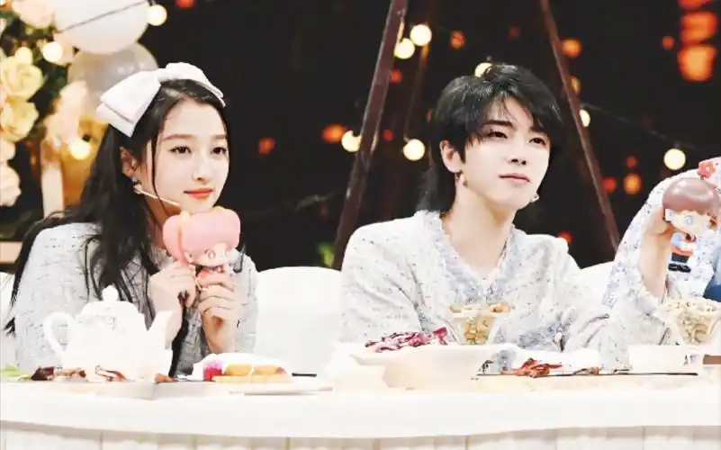 童话花童华晨宇关晓彤兄妹王牌六第十二期cut