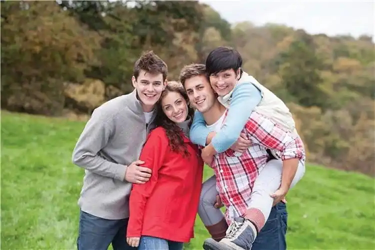 四个,朋友,姿势,户外_高清图片_全景视觉