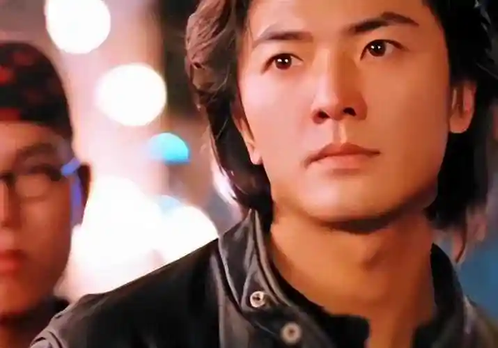 这就是郑伊健和蒙嘉慧的故事,一个关于家庭,关于选择,关于爱情的故事.