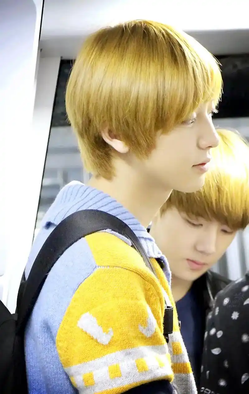 2012年:青涩的 可爱的 乖巧的 爱撅嘴嘴的#朴灿烈 #c - 抖音