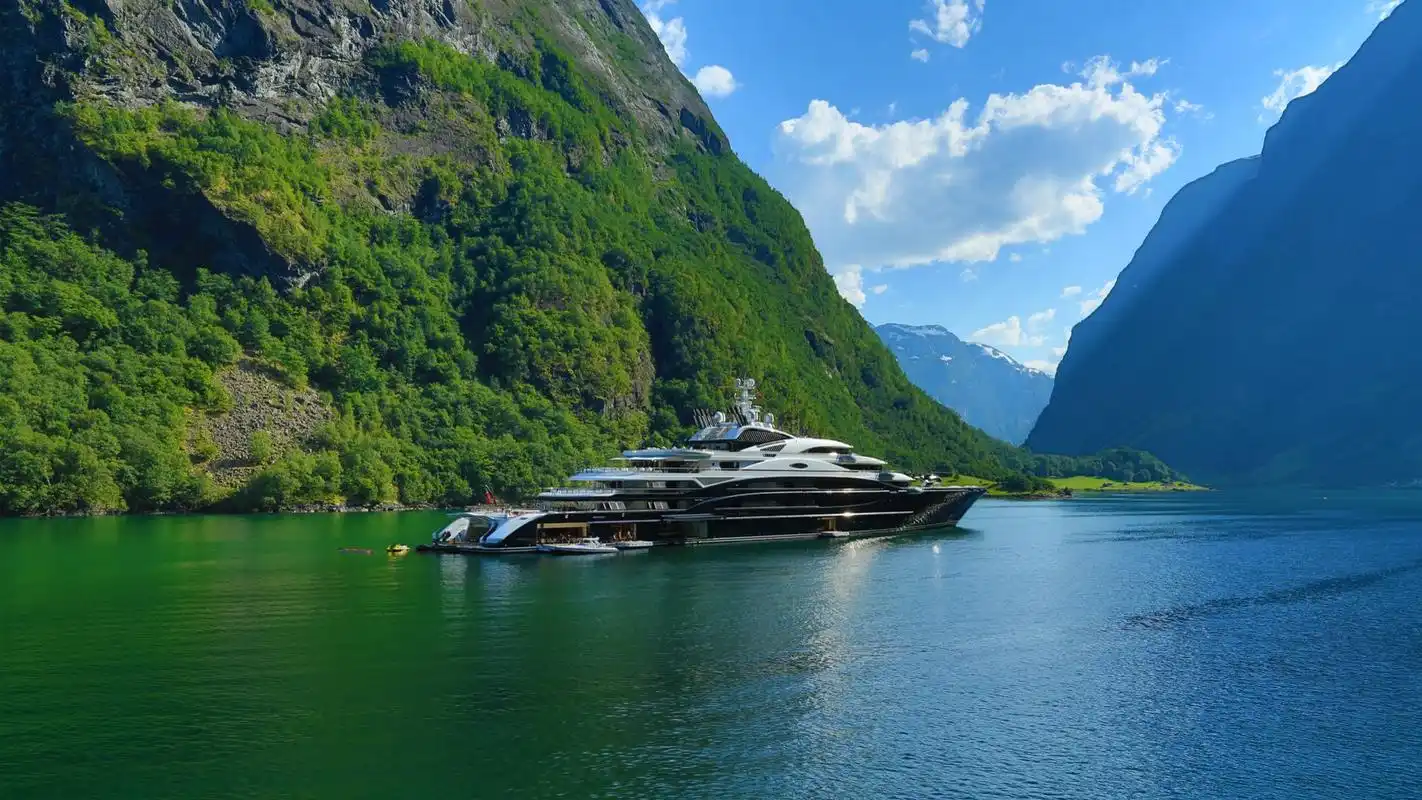 挪威纳柔依峡湾风景桌面壁纸