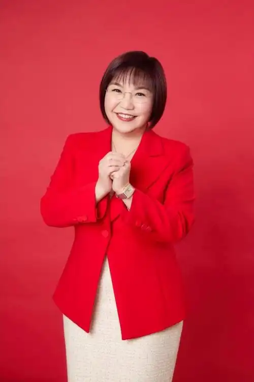 怎样讲究地过春节民俗学家麦玲玲为你讲解