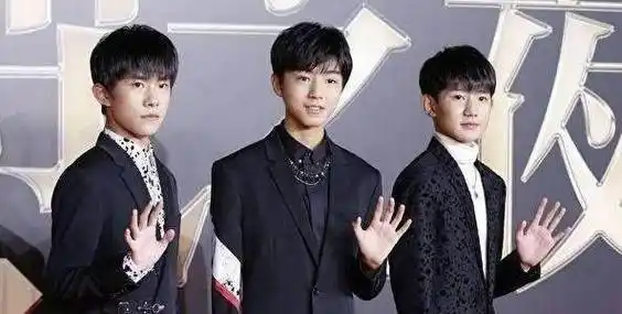 胡歌靳东王凯的组合即将要被这三个丑男所代替了