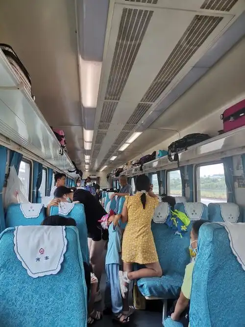 火车上 - 花粉随手拍毕业季| 随手拍 花粉俱乐部