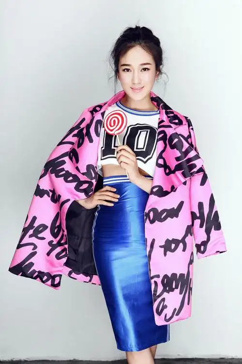 龙梅子动感写真2008年发行专辑《下辈子做你的女人》;同名歌曲获得08