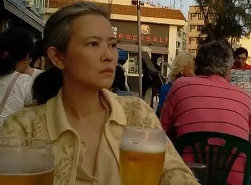 蓝洁瑛满头白发酒吧叫骂 现场图曝光(图)