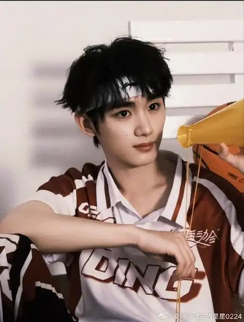 丁程鑫##明星