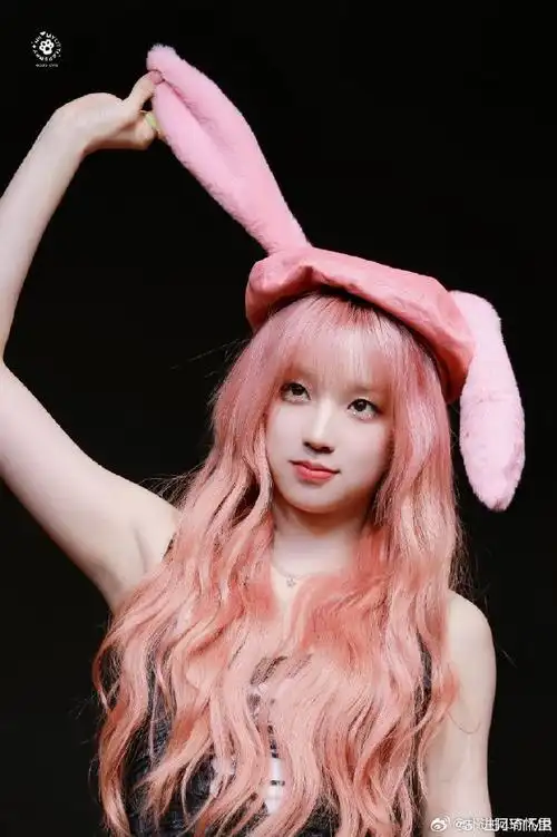 宋雨琦超话昨天的itta签售会 可爱小宝~#宋雨琦#98#宋雨琦参加杭州