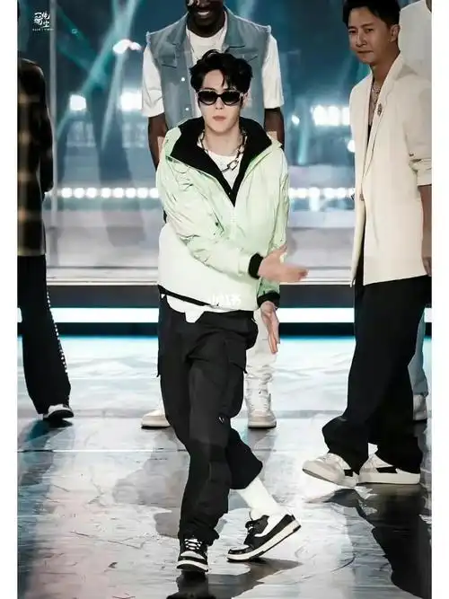 王一博同款安踏鞋来啦