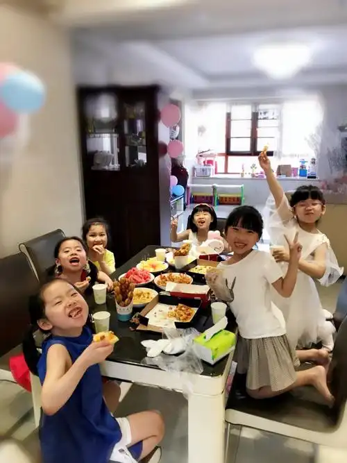 难忘的生日派对—童年的记忆