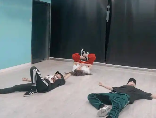 原创原创工作量太大沈梦辰录制乘风破浪的姐姐眼神疲劳工作餐加倍