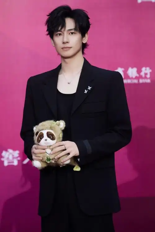 胡先煦电影异人之下##第37届大众电影百花奖