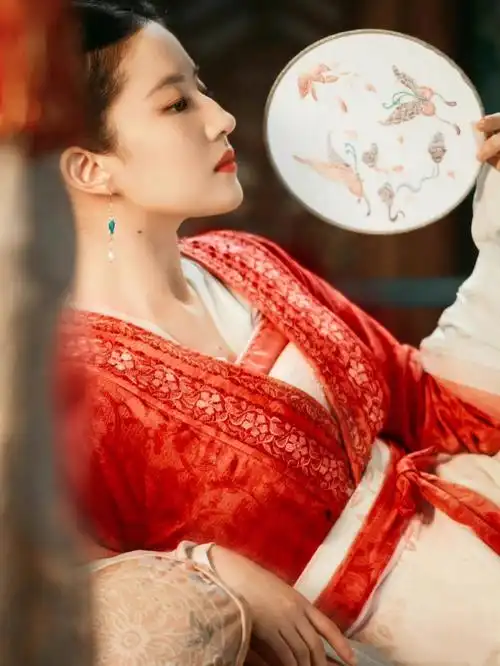 最近真的很爱古装美女!!!