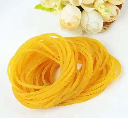 老人的一根橡皮筋(两篇)