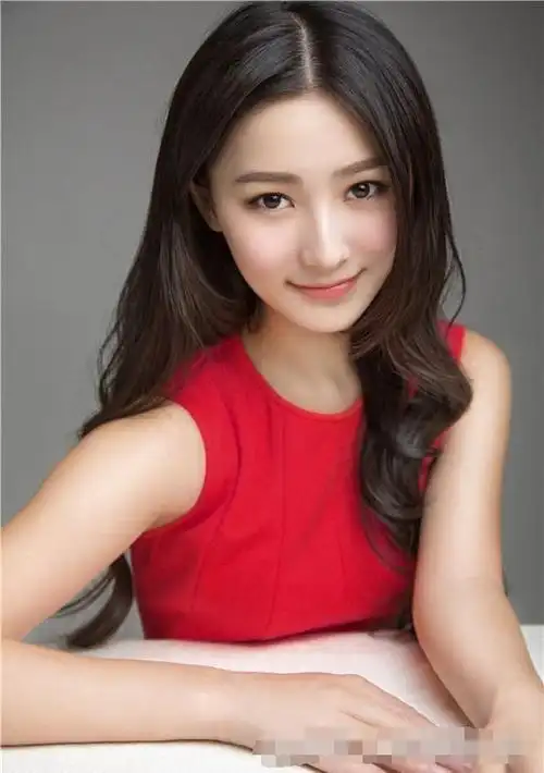 包括和那啥发作感情的姚笛,《回家的诱惑》里演高珊珊的涂黎曼等等等