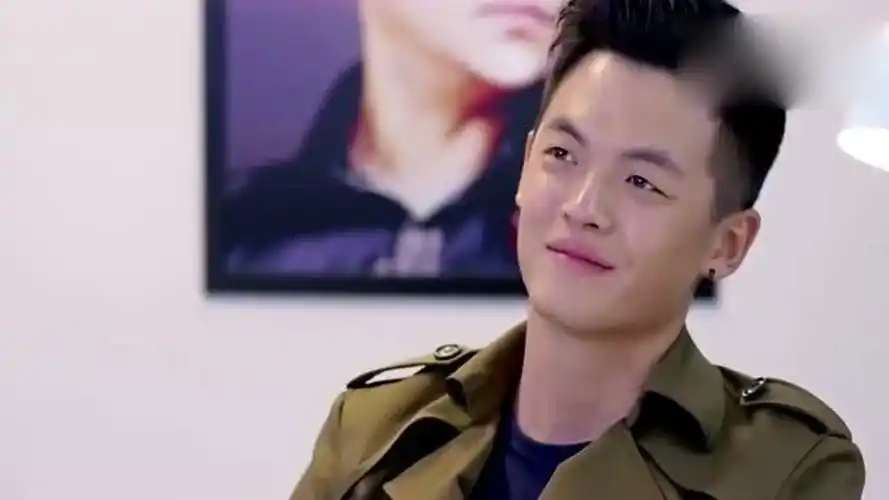 麻辣变形计:看起来一直严肃的方舒安,却不料这么好笑,大家都无奈了