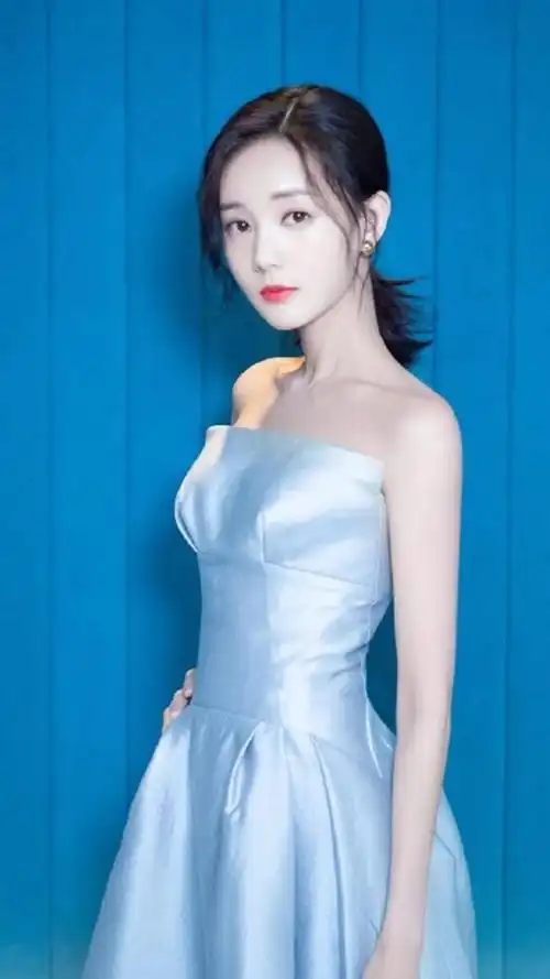 三年九部热剧傍身,李一桐这丫头何以一炮而红?