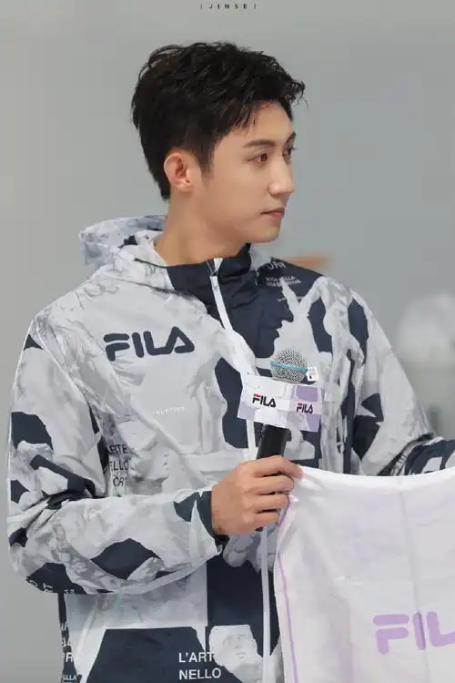 黄景瑜fila时尚运动代言人