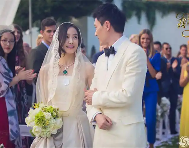 《我最好朋友的婚礼》曝光海报 冯绍峰宋茜变最萌cp