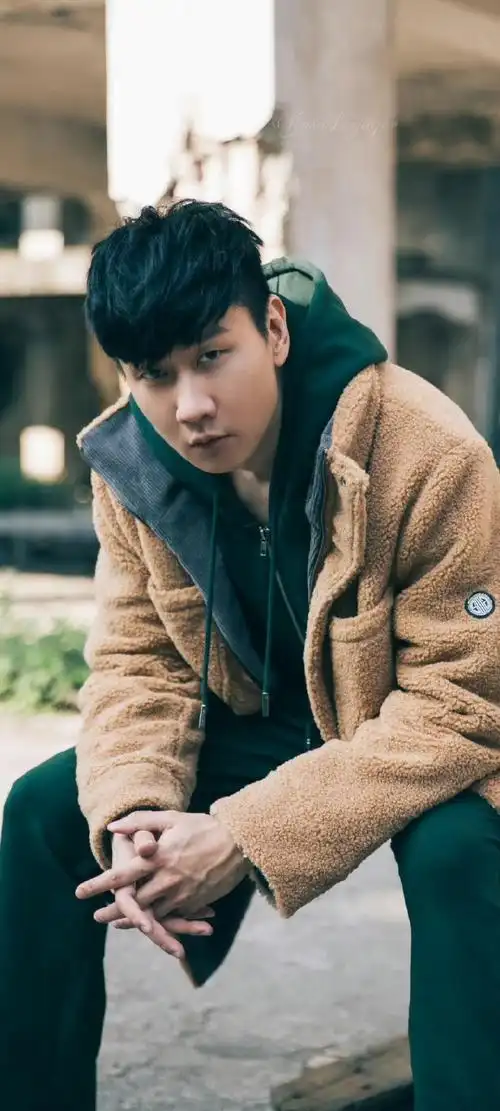 林俊杰超话90#roadtojj20#酷帅哥哥