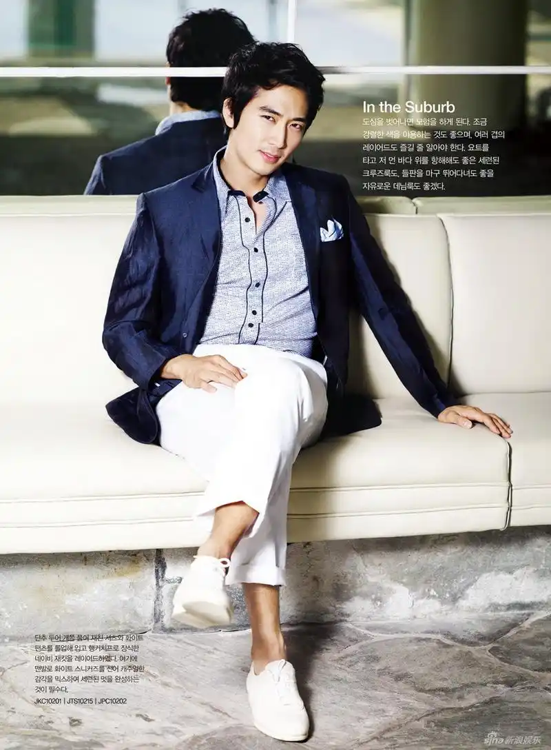 【2010.07.22】【明星】宋承宪夏装写真 笔挺正装显绅士本色