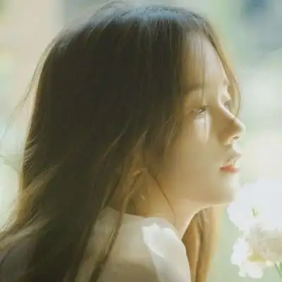 沫兮 干净唯美ins优质气质女生头_微信头像_我要个性网