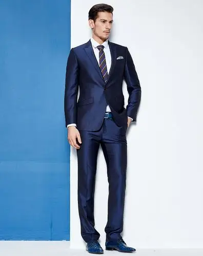 藏蓝色稳重气质商务绅士西服上衣