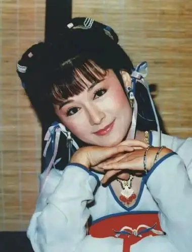 娇艳的武媚娘,清冷的小龙女,风华的红拂女,潘迎紫最美的时刻_高清图集