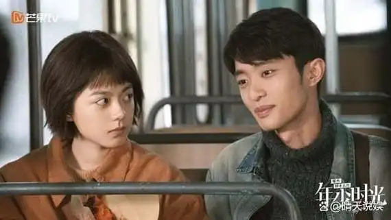 图片来源:微博《那些回不去的年少时光》赵今麦今年才22岁,但已经默默