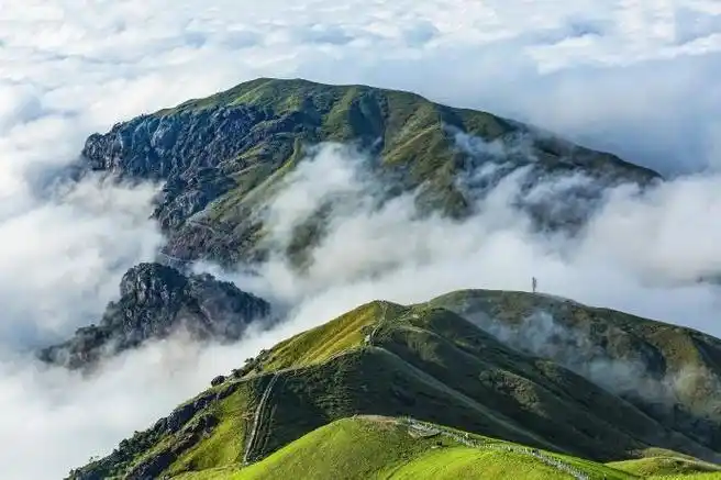 武功山##闹铃一响你我皆是牛马