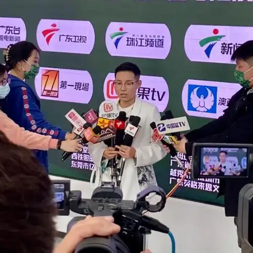 香港tvb新闻,深圳第一现场,广东卫视,澳亚卫视等18家知名电视台采访