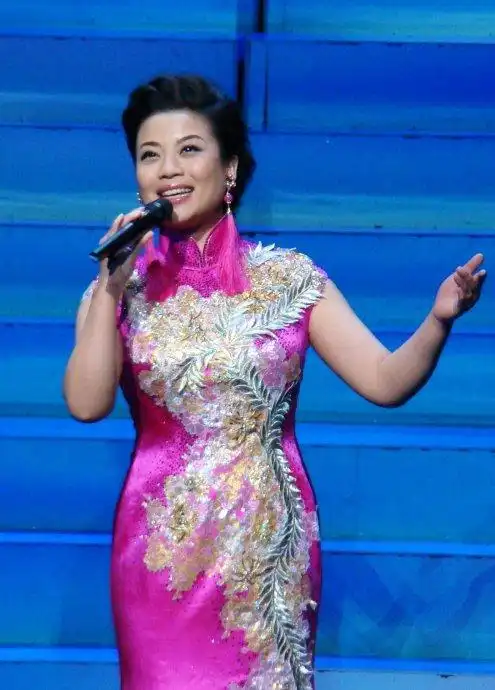 歌唱家张也照片图片大全相册