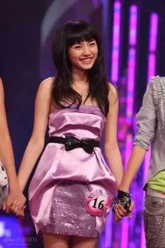 资料:2009快女18强选手个人简介--刘惜君(图)