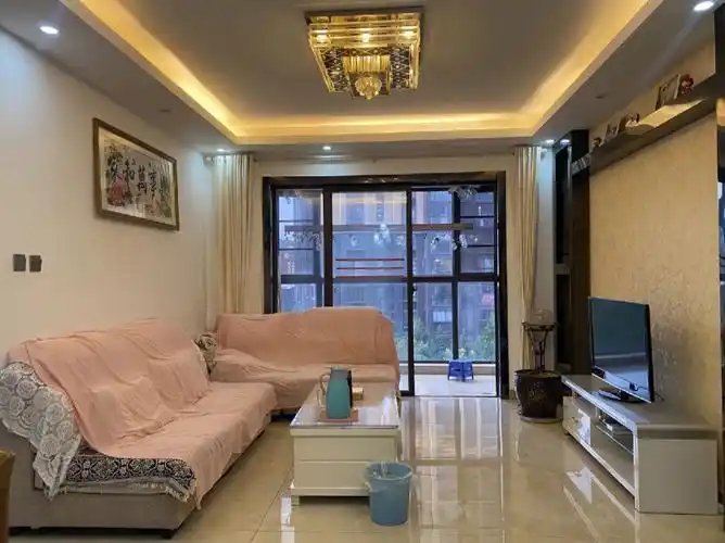 万彩城标准三房两卫2900