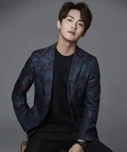 马天宇经纪人丨"马天宇:多栖发展的全能艺人"