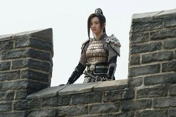 《长城》媒体口碑好 景甜获赞"进步很大"