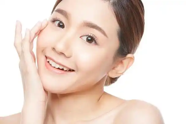 女生想要越来越美,日常养成这4个小习惯,坚持下来皮肤光滑水嫩