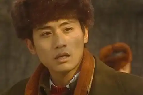 血色浪漫:小混蛋才是剧中最成功之人,钟跃民无法与他相比较