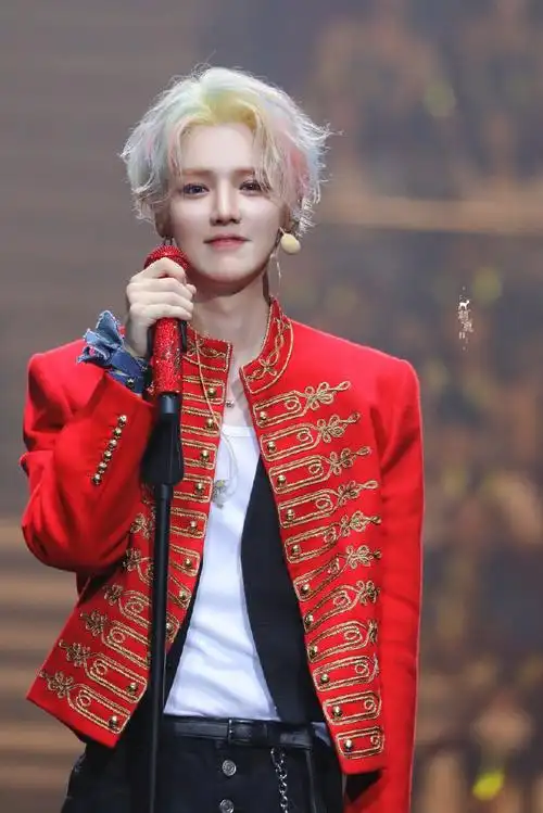 一些分享  为热爱  为喜欢  939393朝鹿forluhan_鹿晗的微博