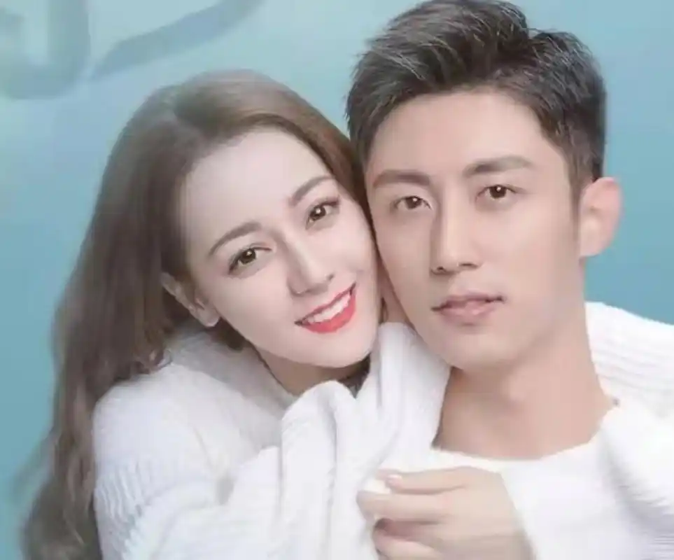 黄景瑜迪丽热巴大瓜!恋爱4年隐婚生子,不公开是为保护孩子?