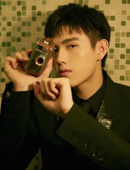 00后青年演员陈飞宇凭将夜获电视剧最佳男演员2