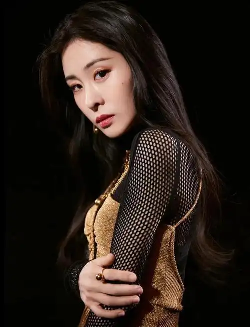 张碧晨20张精美的照片