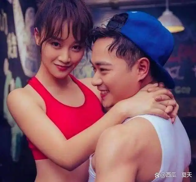 曹骏,当初家喻户晓的童星只能靠"蓝盈莹前男友"上热搜?