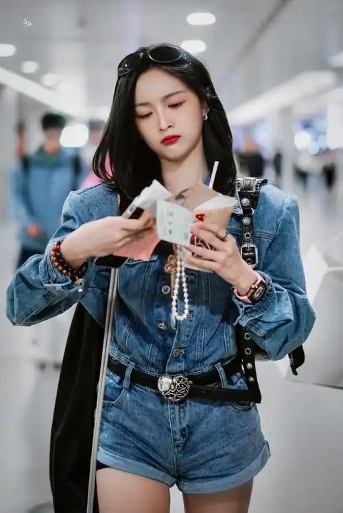 吴宣仪超话78#吴宣仪福慧#    240403|回归    @吴宣仪_betty