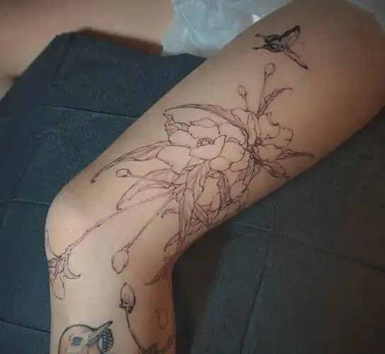 花腿纹身女腿部蝴蝶纹身